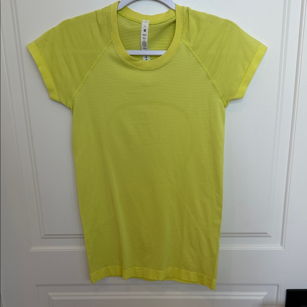 lululemon athletica Neon Yellow Short Sleeve Active Tee
